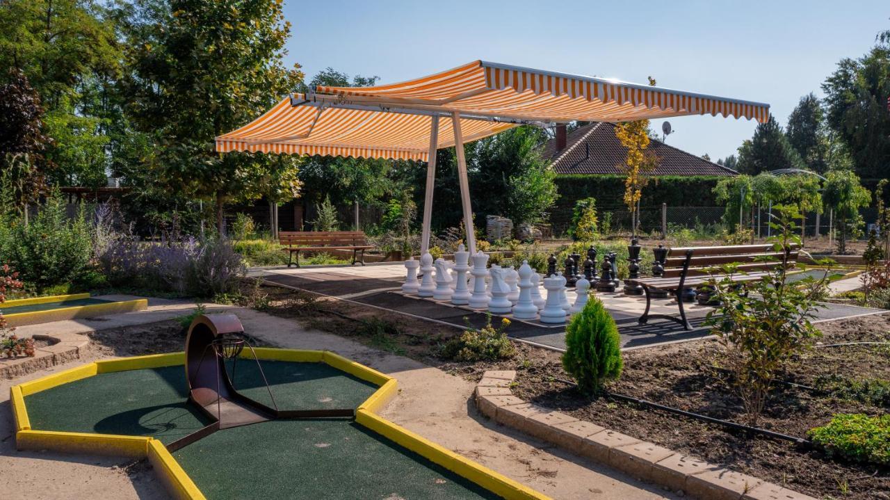 Granada Conference, Wellness And Sport Hotel Kecskemét Exterior foto